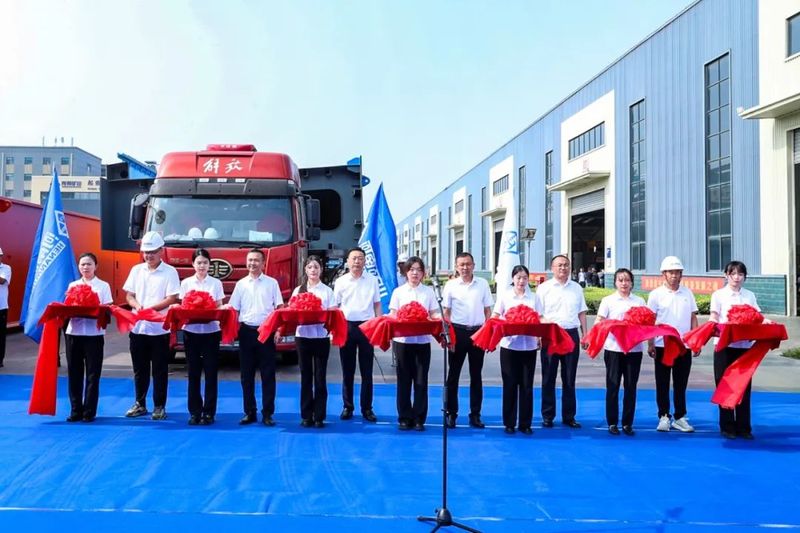 發(fā)車(chē)!1000t“鋼鐵巨獸”,助力長(zhǎng)江中上游大規(guī)模碼頭建設(shè)